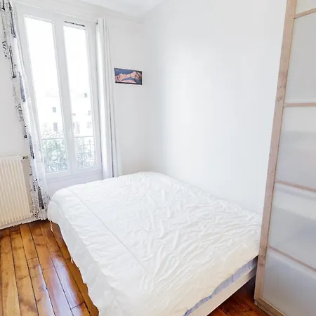 Nice Cosy Apartment With Nice View Παρίσι